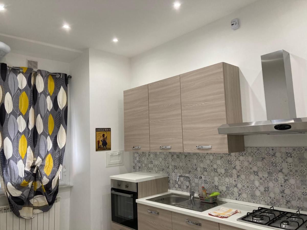 Il Filo Di Jordi Apartment Savona Ngoại thất bức ảnh