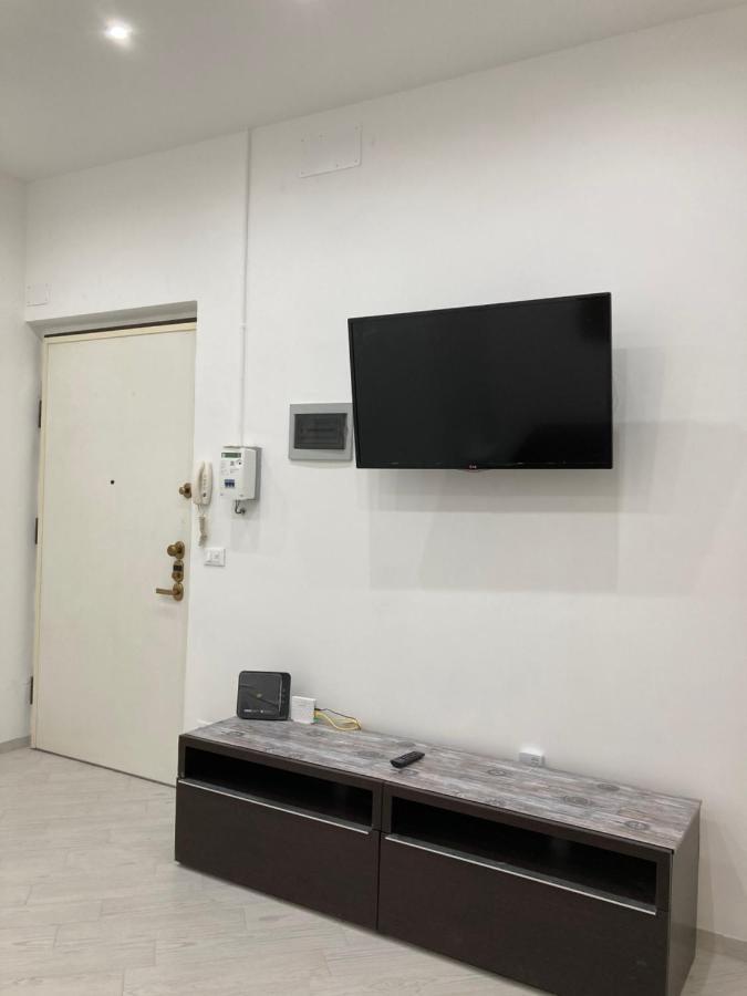 Il Filo Di Jordi Apartment Savona Ngoại thất bức ảnh