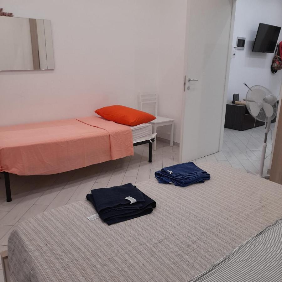Il Filo Di Jordi Apartment Savona Ngoại thất bức ảnh